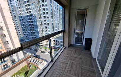 BEYLİKDÜZÜ DEMİR ROMENCE SİTESİNDE SATILIK 3+1 DAİRE