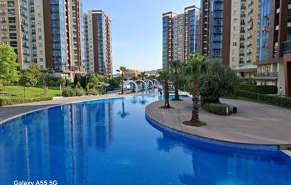 BEYLİKDÜZÜ DEMİR ROMENCE SİTESİNDE SATILIK 3+1 DAİRE