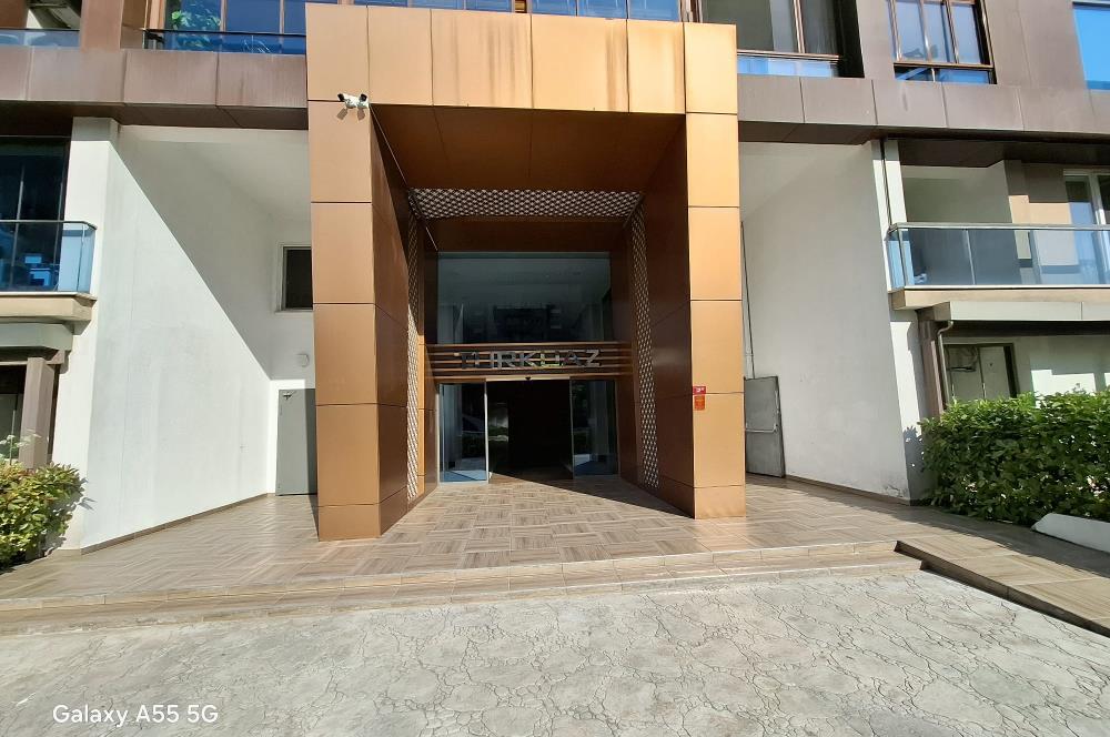 BEYLİKDÜZÜ DEMİR ROMENCE SİTESİNDE SATILIK 3+1 DAİRE