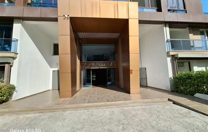 BEYLİKDÜZÜ DEMİR ROMENCE SİTESİNDE SATILIK 3+1 DAİRE