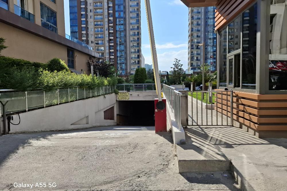 BEYLİKDÜZÜ DEMİR ROMENCE SİTESİNDE SATILIK 3+1 DAİRE