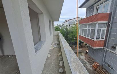 KARTEPE ATAEVLER'DE SATILIK GENİŞ KULLANIŞLI ARAKAT 3+1 DAİRE