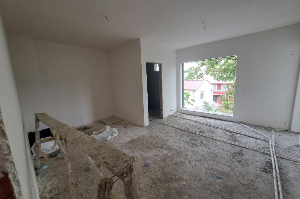 KARTEPE ATAEVLER'DE SATILIK GENİŞ KULLANIŞLI ARAKAT 3+1 DAİRE