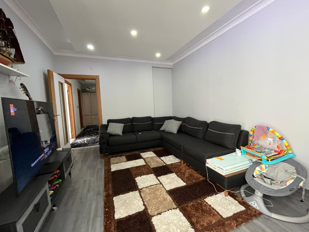 EYÜP KARADOLAP MAH. SAYA YOLU CAD. ÜSTÜ SATILIK 2+1 DAİRE