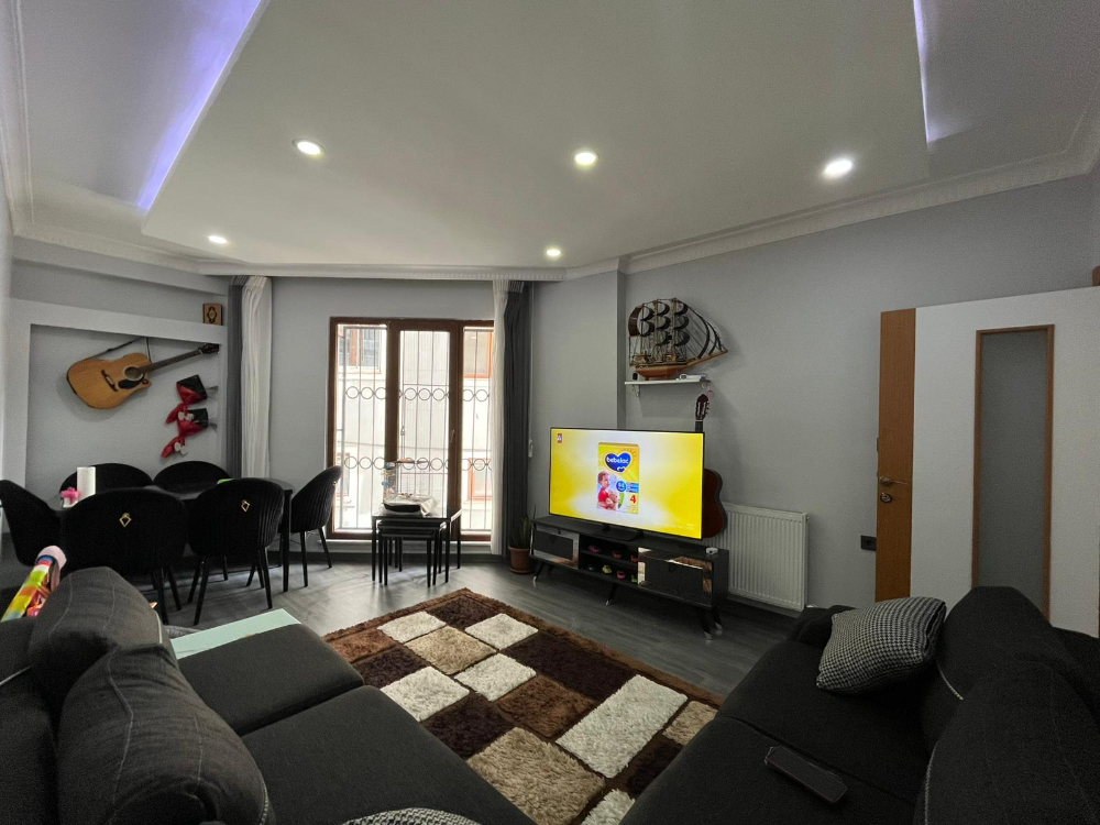 EYÜP KARADOLAP MAH. SAYA YOLU CAD. ÜSTÜ SATILIK 2+1 DAİRE