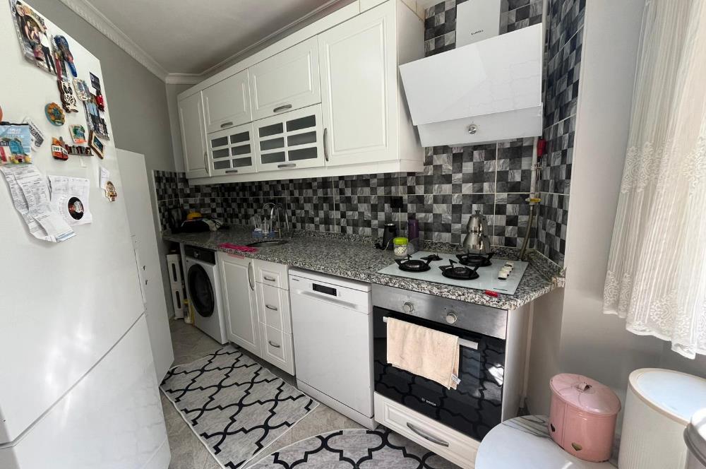 EYÜP KARADOLAP MAH. SAYA YOLU CAD. ÜSTÜ SATILIK 2+1 DAİRE