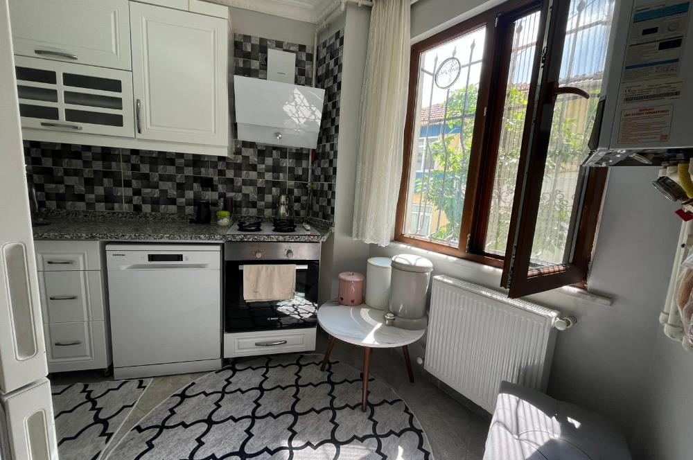 EYÜP KARADOLAP MAH. SAYA YOLU CAD. ÜSTÜ SATILIK 2+1 DAİRE
