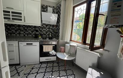 EYÜP KARADOLAP MAH. SAYA YOLU CAD. ÜSTÜ SATILIK 2+1 DAİRE
