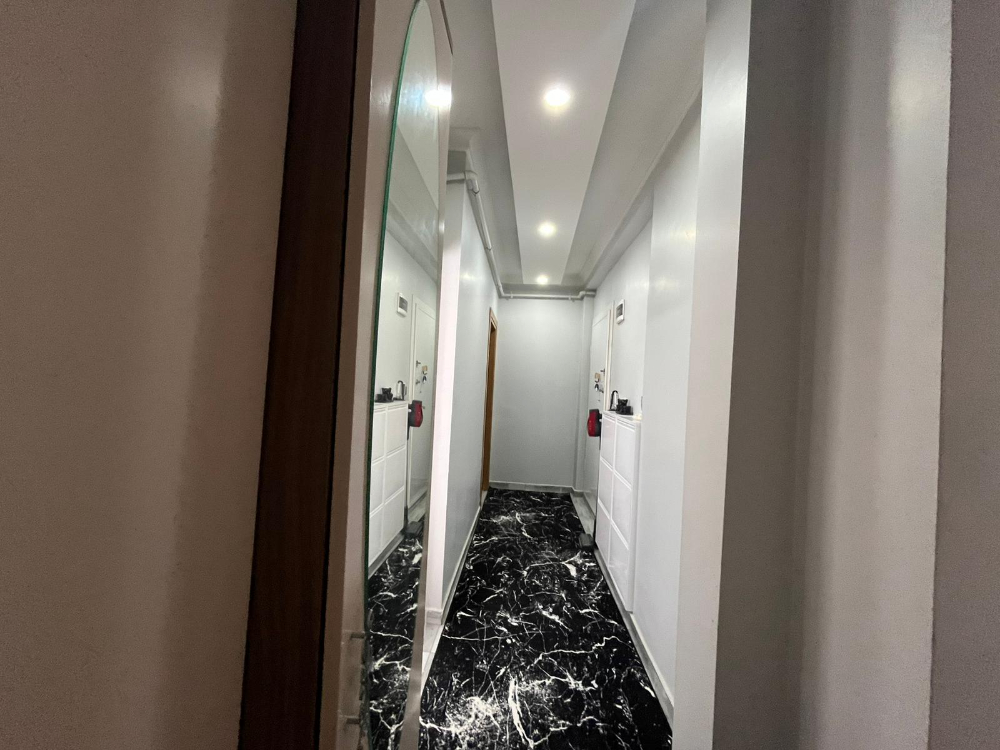 EYÜP KARADOLAP MAH. SAYA YOLU CAD. ÜSTÜ SATILIK 2+1 DAİRE