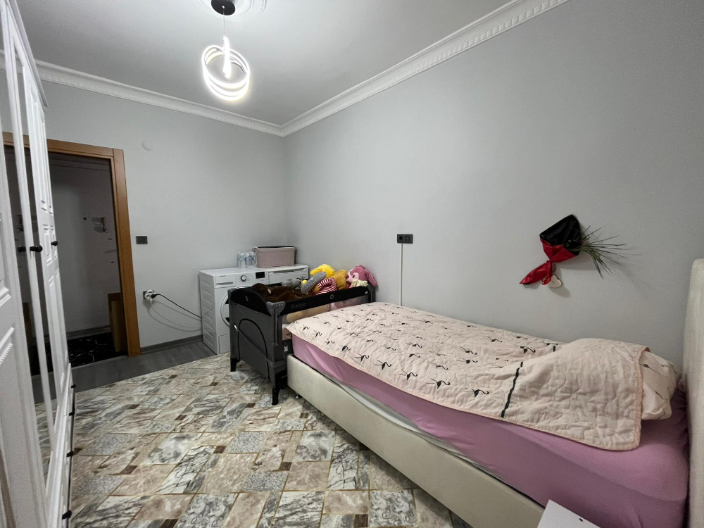 EYÜP KARADOLAP MAH. SAYA YOLU CAD. ÜSTÜ SATILIK 2+1 DAİRE