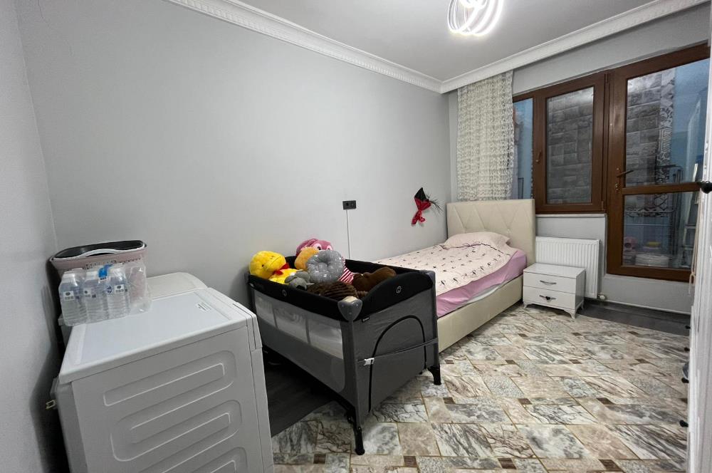 EYÜP KARADOLAP MAH. SAYA YOLU CAD. ÜSTÜ SATILIK 2+1 DAİRE
