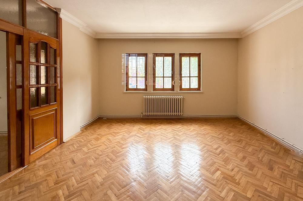 CENTURY 21 BAL GAYRİMENKUL'DEN SITKI YIRCALI CADDESİ 50 M ÜZERİ SATILIK 2+1 GENİŞ DAİRE