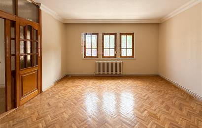 CENTURY 21 BAL GAYRİMENKUL'DEN SITKI YIRCALI CADDESİ 50 M ÜZERİ SATILIK 2+1 GENİŞ DAİRE
