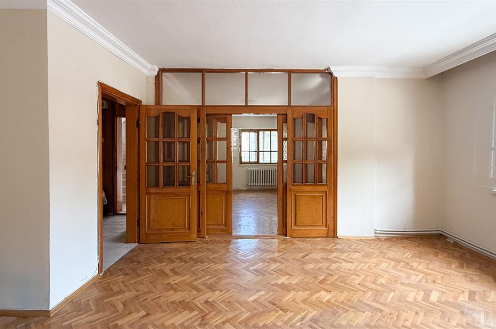 CENTURY 21 BAL GAYRİMENKUL'DEN SITKI YIRCALI CADDESİ 50 M ÜZERİ SATILIK 2+1 GENİŞ DAİRE