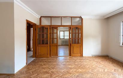 CENTURY 21 BAL GAYRİMENKUL'DEN SITKI YIRCALI CADDESİ 50 M ÜZERİ SATILIK 2+1 GENİŞ DAİRE