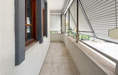 CENTURY 21 BAL GAYRİMENKUL'DEN SITKI YIRCALI CADDESİ 50 M ÜZERİ SATILIK 2+1 GENİŞ DAİRE