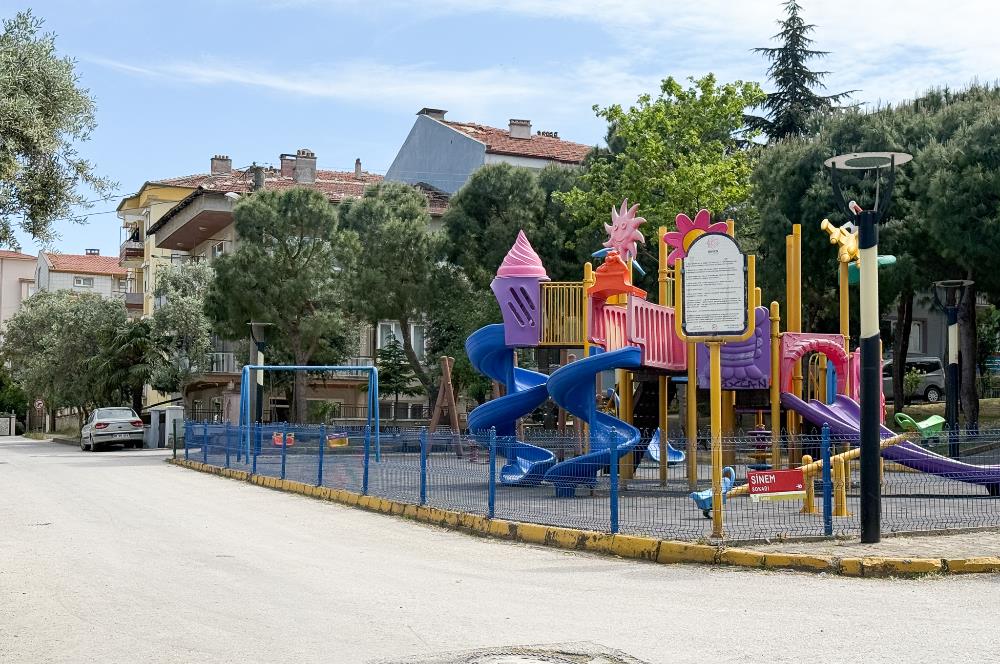 CENTURY 21 BAL GAYRİMENKUL'DEN SITKI YIRCALI CADDESİ 50 M ÜZERİ SATILIK 2+1 GENİŞ DAİRE