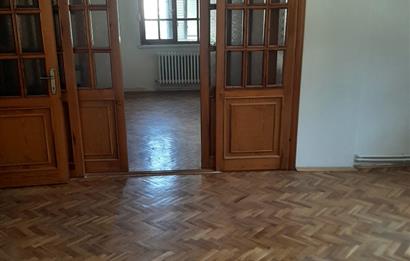 CENTURY 21 BAL GAYRİMENKUL'DEN SITKI YIRCALI CADDESİ 50 M ÜZERİ SATILIK 2+1 GENİŞ DAİRE