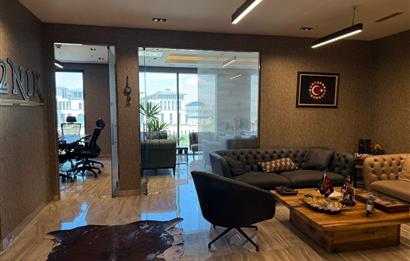 MOMENT BEŞTEPE DE CUMHURBAŞKANLIĞI MANZARALI SATILIK OFİS