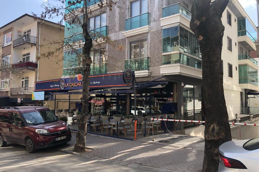 BAHÇELİEVLER DE SATILIK 560 M2 NET İÇİ YAPILI SATILIK DÜKKAN