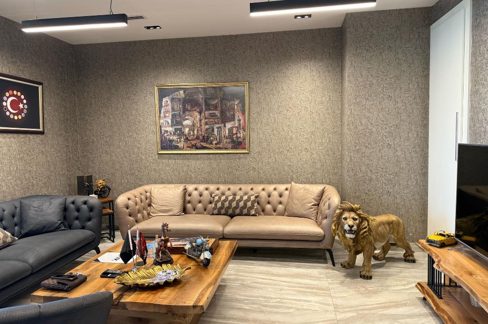 MOMENT BEŞTEPE DE CUMHURBAŞKANLIĞI MANZARALI SATILIK OFİS
