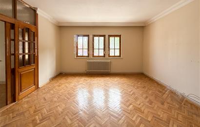 CENTURY 21 BAL GAYRİMENKUL'DEN SITKI YIRCALI CADDESİ 50 M ÜZERİ SATILIK 2+1 GENİŞ DAİRE