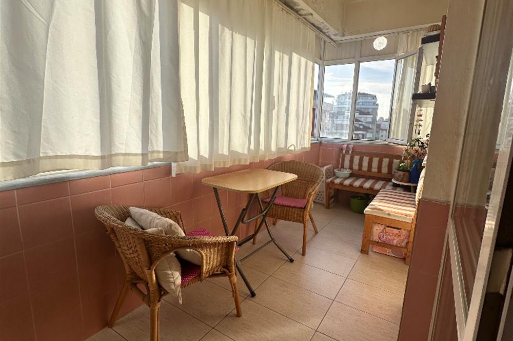 MALTEPE’DE ULAŞIM VE KONFORA KOMŞU GENİŞ 3+1 DAİRE