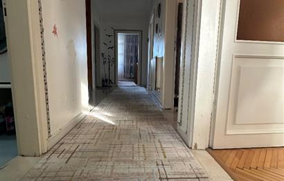 MALTEPE’DE ULAŞIM VE KONFORA KOMŞU GENİŞ 3+1 DAİRE