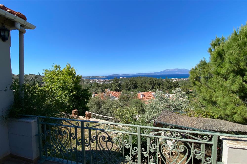 Cesme Satilik mustakil havuzlu vill