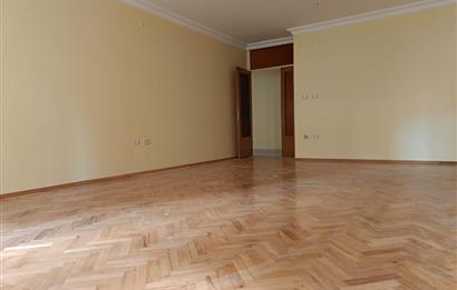 SİTE İÇİNDE 3+1 KİRALIK DAİRE METROYA YAKIN MERKEZİ KONUMDA