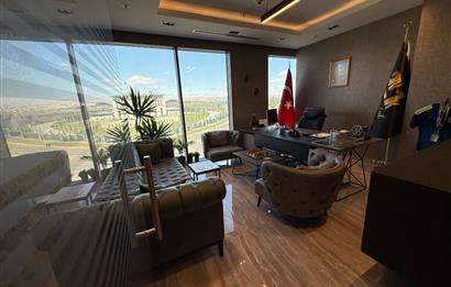 MOMENT BEŞTEPE DE CUMHURBAŞKANLIĞI MANZARALI SATILIK OFİS