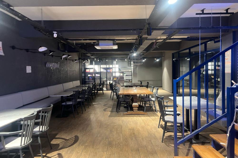 BAHÇELİEVLER DE SATILIK 560 M2 NET İÇİ YAPILI SATILIK DÜKKAN