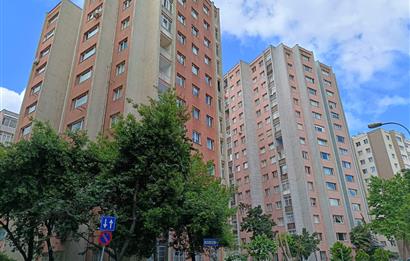 SİTE İÇİNDE 3+1 KİRALIK DAİRE METROYA YAKIN MERKEZİ KONUMDA