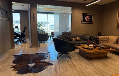 MOMENT BEŞTEPE DE CUMHURBAŞKANLIĞI MANZARALI SATILIK OFİS