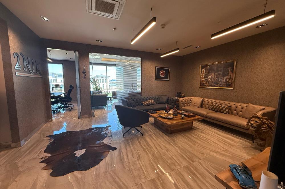 MOMENT BEŞTEPE DE CUMHURBAŞKANLIĞI MANZARALI SATILIK OFİS