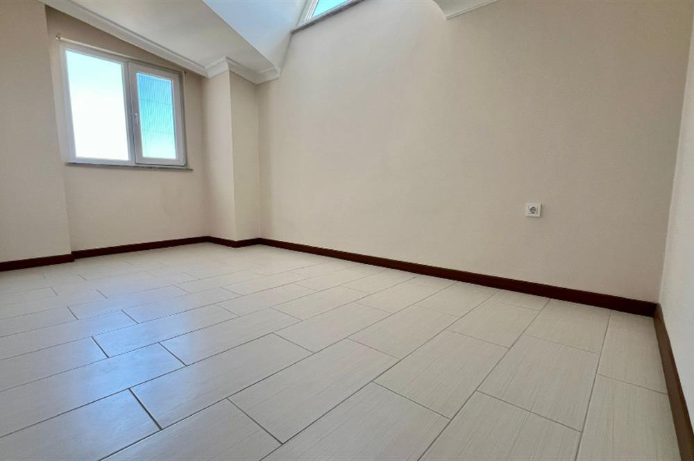 C21 BAL'DAN BAHÇELİEVLER'DE TERASLI 2+1 KİRALIK DAİRE