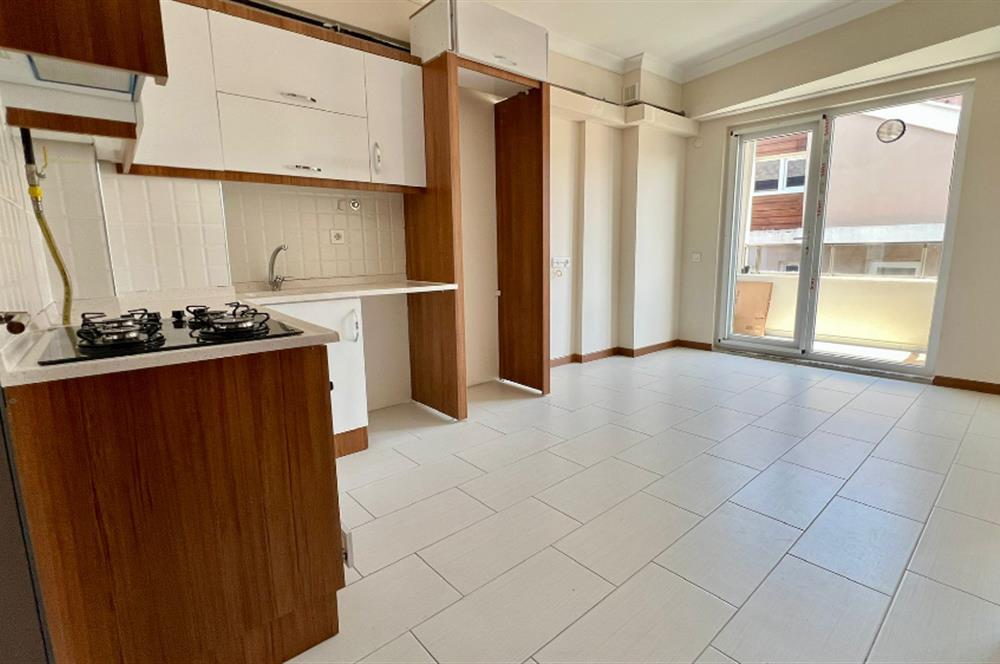C21 BAL'DAN BAHÇELİEVLER'DE TERASLI 2+1 KİRALIK DAİRE