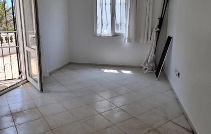 SİTE İÇERİSİNDE SATILIK TAM MÜSTAKİL EV 