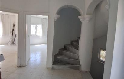 SİTE İÇERİSİNDE SATILIK TAM MÜSTAKİL EV 