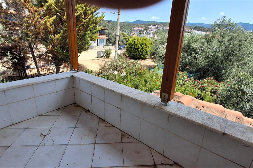 SİTE İÇERİSİNDE SATILIK TAM MÜSTAKİL EV 