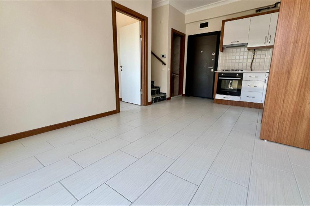 C21 BAL'DAN BAHÇELİEVLER'DE TERASLI 2+1 KİRALIK DAİRE