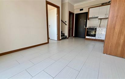 C21 BAL'DAN BAHÇELİEVLER'DE TERASLI 2+1 KİRALIK DAİRE
