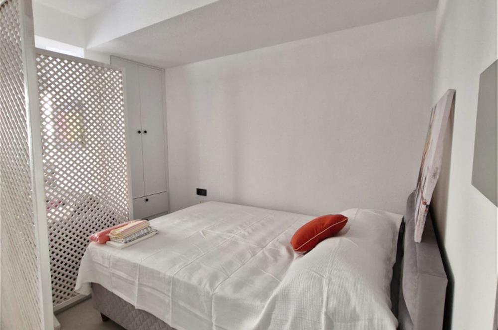 Bodrum Cevat Şakir'de 1+0 Müstakil Girişli Kiralık Stüdyo Daire