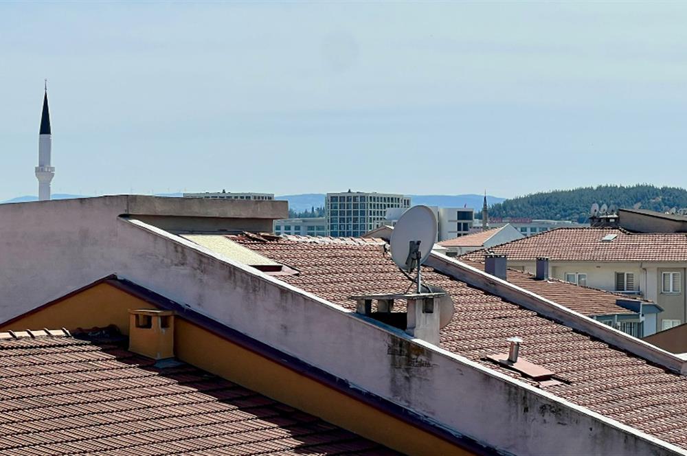 C21 BAL'DAN BAHÇELİEVLER'DE TERASLI 2+1 KİRALIK DAİRE