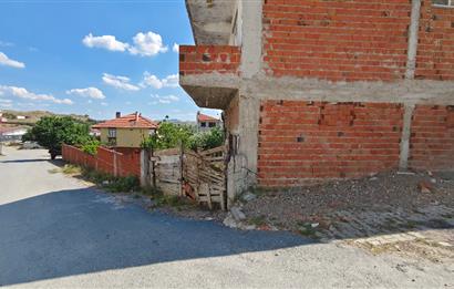C21 LOCA'DAN HOTAŞLARDA 578 m² ARSA İÇİNDE 140 m² EV