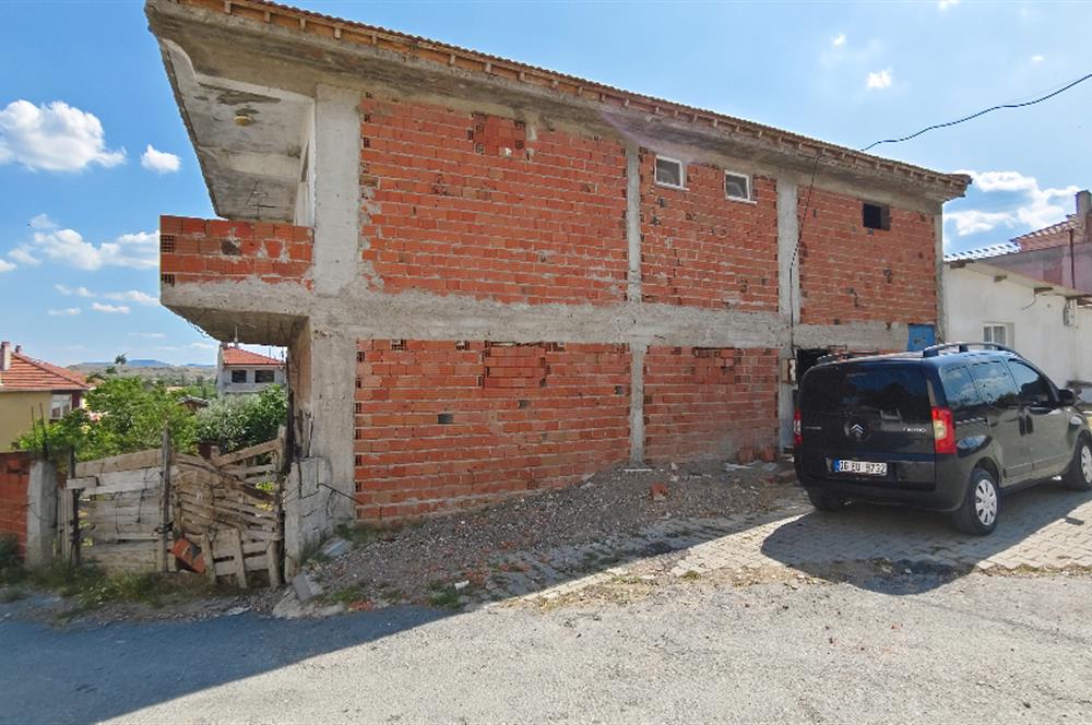 C21 LOCA'DAN HOTAŞLARDA 578 m² ARSA İÇİNDE 140 m² EV