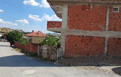 C21 LOCA'DAN HOTAŞLARDA 578 m² ARSA İÇİNDE 140 m² EV