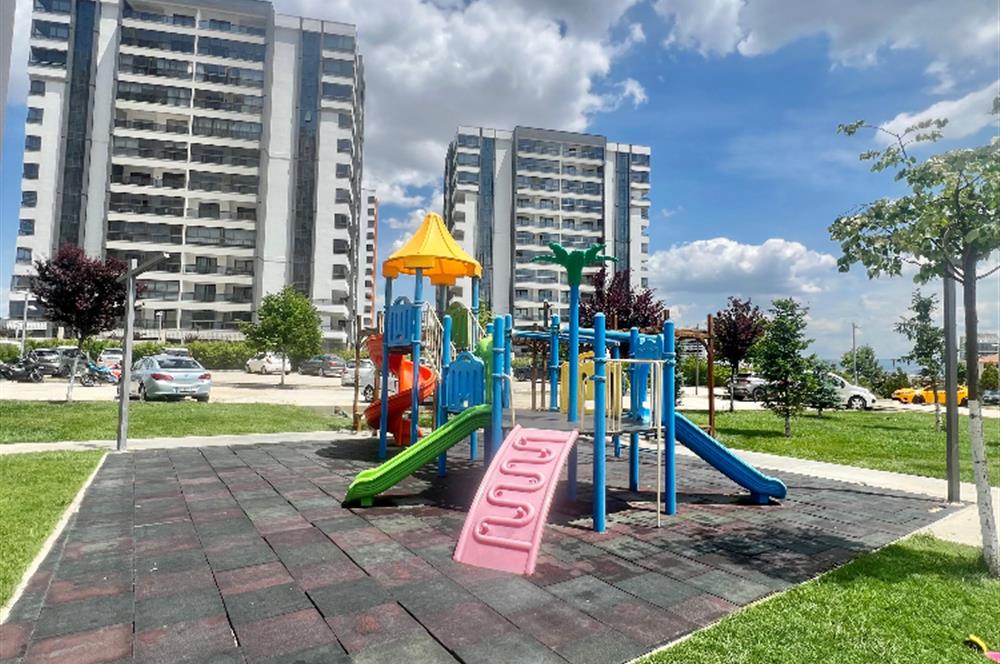 C21 VİZYON'DAN GÖLDE LUXE KONUTLARINDA GİYİNME ODALI ÇİFT BALKONLU BÖLGENİN EŞSİZ DAİRESİ!