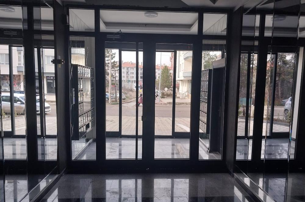 Pursaklar Protokol Yoluna Sıfır Kiralık 1+1 Sıfır Daire/Ofis