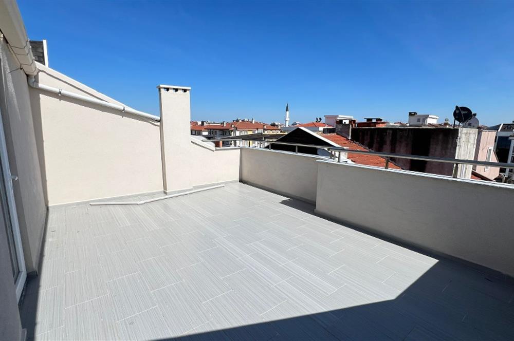 C21 BAL'DAN BAHÇELİEVLER'DE TERASLI 2+1 KİRALIK DAİRE